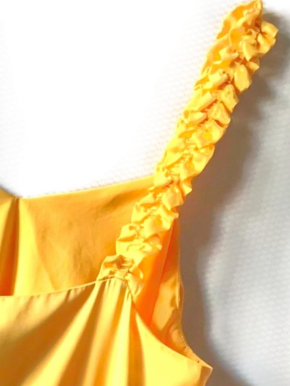 NEW Yellow Gold Silk Tank Blouse Ruffled Shoulders Fully Lined Size Medium NWT - Picture 12 of 13